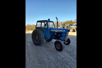 salg af Ford 5000 traktor