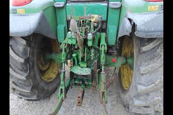 salg af John Deere 6420 S traktor