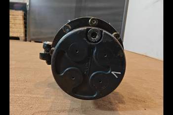 salg af Framaxlar John Deere 6420 S 