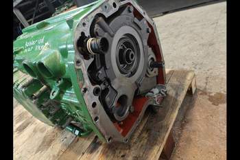 salg af Gearkasse John Deere 6420 S