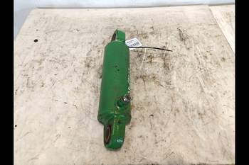 salg af Liftcylinder John Deere 6420 S