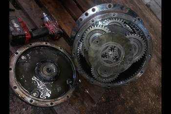salg af Køregear Volvo ECR 145EL Højre