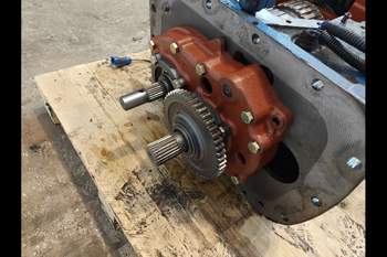 salg af Gearkasse Ford 8240