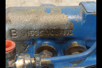 salg af Bremsesæt Ford 8240 Hydraulisk