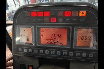 salg af Ford 8240  Instrument