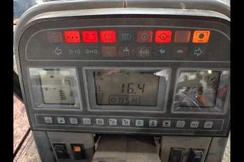 salg af Ford 8240  Instrument