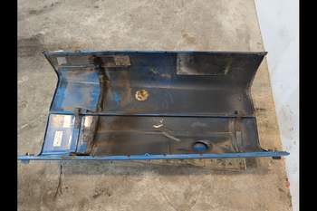 salg af Motorhjelm Ford 8240