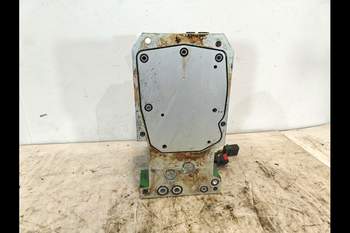salg af John Deere 8360R  Suspension control valve