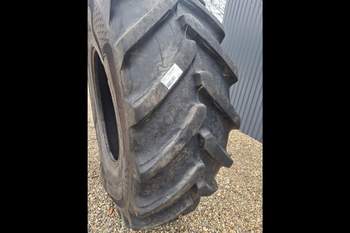 salg af Dæk John Deere 8360R Bag Venstre