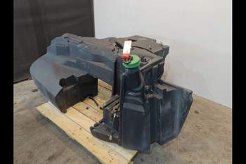 salg af John Deere 8360R  Fuel tank