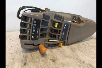 salg af Armlæn John Deere 8360R