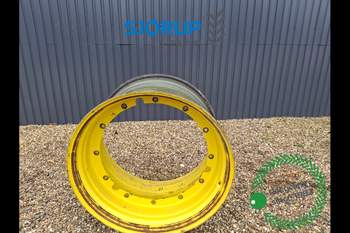 Bakre Fälgring John Deere 8360R VÄNSTER