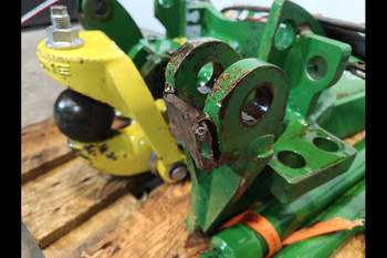 salg af Hitchtræk John Deere 8360R