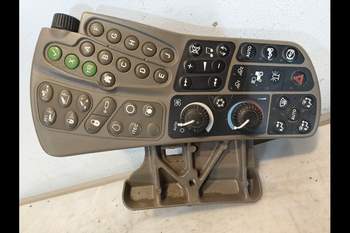 salg af John Deere 8360R  Monitor