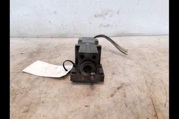 salg af Gearkasse Case CVX120 Step motor