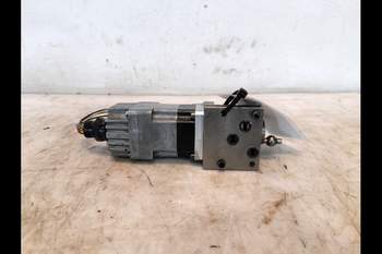 salg af Gearkasse Case CVX120 Step motor