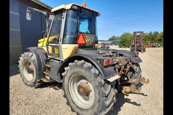 salg af JCB Fastrac 1135 tractor