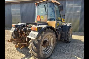 salg af JCB Fastrac 1135 tractor