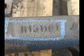 salg af Manifold John Deere 7710 Udstødning