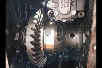 salg af Valtra T180  Rear Transmission