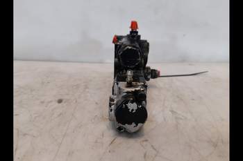 salg af Valtra T180  Hydraulic brake valve
