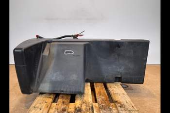 salg af Valtra T180  Fuel tank