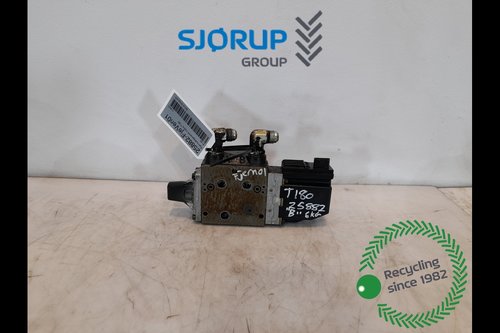 salg af Valtra T180  Remote control valve