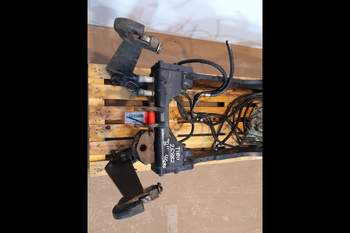 salg af Valtra T180  Frontlift