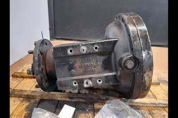 salg af Valtra T180 RIGHT Rear Half Axle