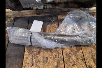 salg af Valtra T180 RIGHT Rear Half Axle