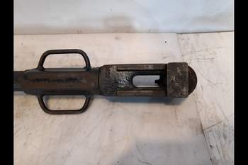 salg af Valtra T180 RIGHT Lifting Rod