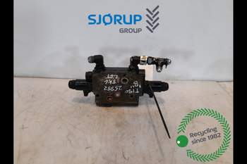Valtra T180  Hydraulic lift valve