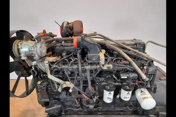 salg af Valtra T180  Engine