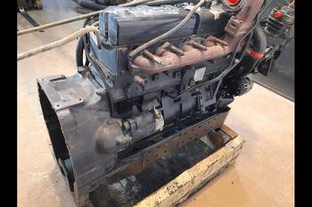 salg af Valtra T180  Engine