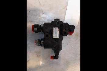 salg af Valtra T180  Priority valve