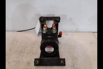 salg af Valtra T180  Steering Unit