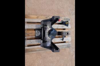 salg af Valtra T180  Pick Up Hitch