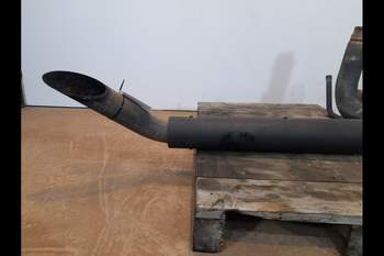 salg af Valtra T180  Exhaust System