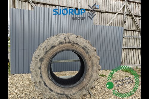 salg af Deutz-Fahr Agrotron 265 RIGHT Tire