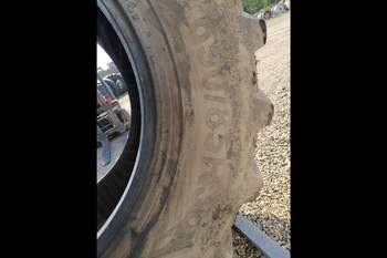 salg af Deutz-Fahr Agrotron 265 LEFT Tire