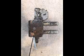 salg af Deutz-Fahr Agrotron 265  Remote control valve