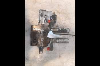 salg af Deutz-Fahr Agrotron 265  Remote control valve