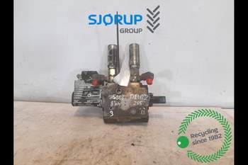 Deutz-Fahr Agrotron 265  Remote control valve