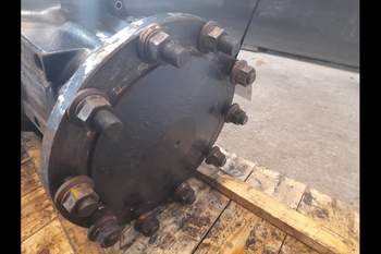 salg af Deutz-Fahr Agrotron 265 LEFT Rear Half Axle