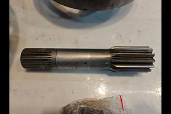 salg af Bakaxel Slutdrev Hydrema 926 C HÖGER