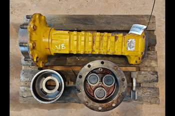 salg af Bakaxel Slutdrev Hydrema 926 C VÄNSTER