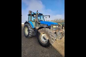 salg af New Holland TM165 traktor