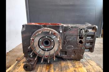 salg af New Holland M135  Rear Transmission
