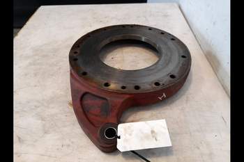 salg af New Holland M135 RIGHT Brake housing, Rear Transmission