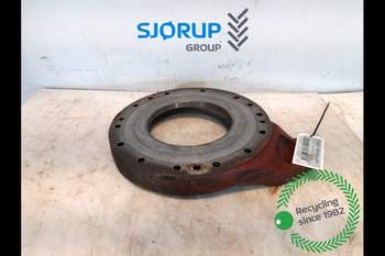 New Holland M135 RIGHT Brake housing, Rear Transmission